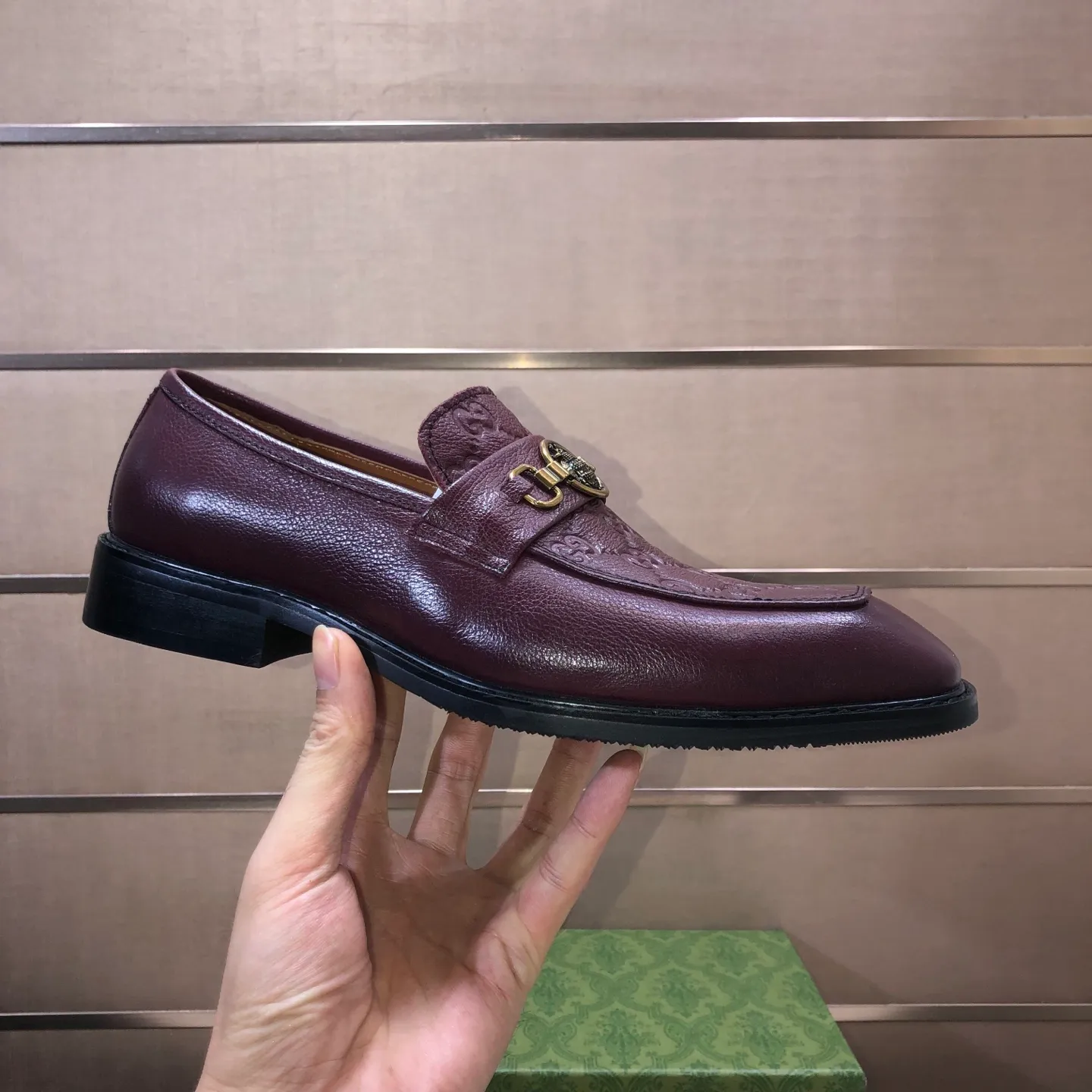 Men's men's shoes💰460💰【GUCCI】 (Niuli) new style🍀Gucci* - top version Gucci new leather shoes! It is made of imported original materials and has a comfortable first layer of cowhide lining! Original wear-resistant rubber outsole! High quality products! Code number 38-45 (45 customized)